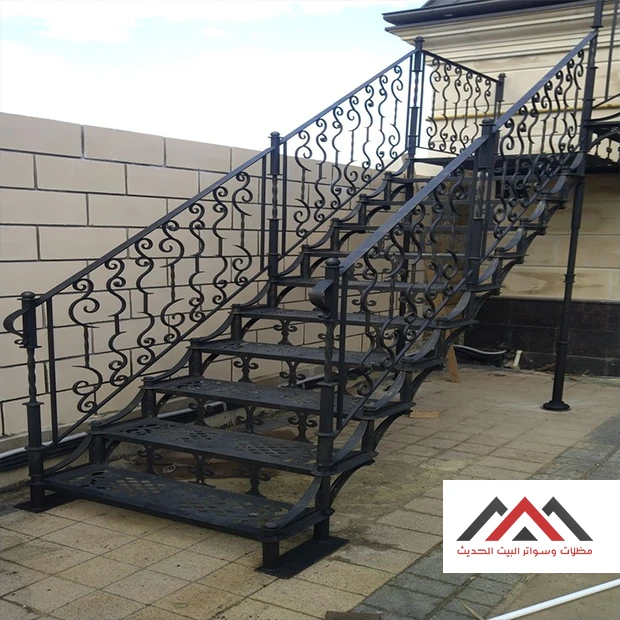 تصميم سلم حديد الشرقية