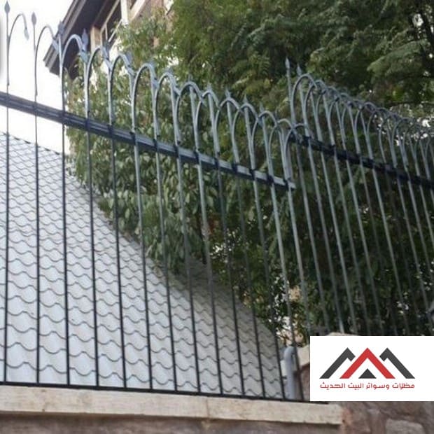 تنفيذ تركيب شبك حديد ملاعب الخبر
